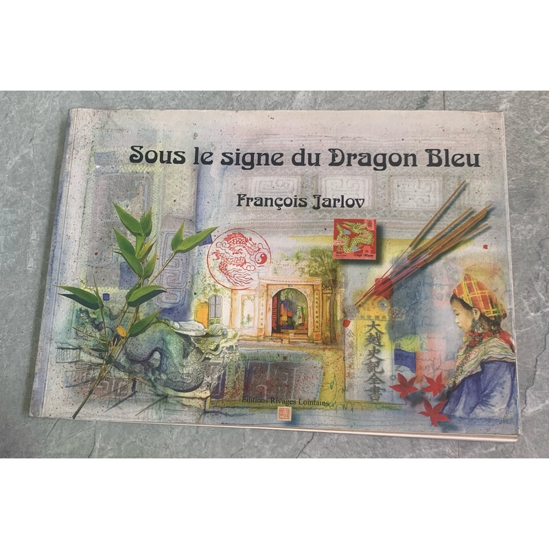 Sous le signe du dragon bleu  290928