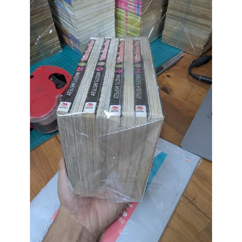 TRUYỆN TRANH VENUS VERSUS VIRUS 331225