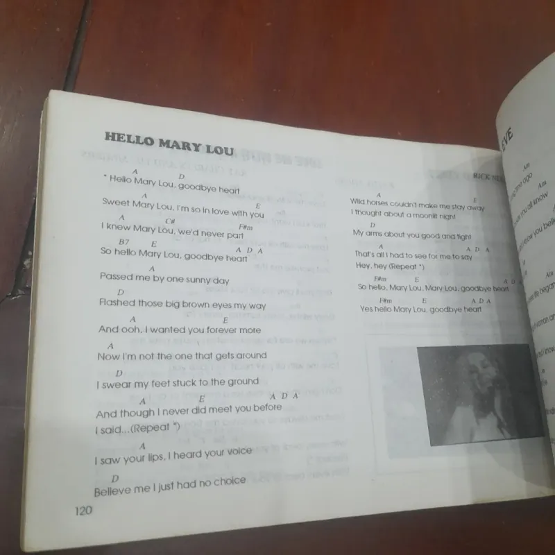 Tuyển tập NHỮNG BÀI HÁT TIẾNG ANH nổi tiếng thập niên 80 & 90 798955