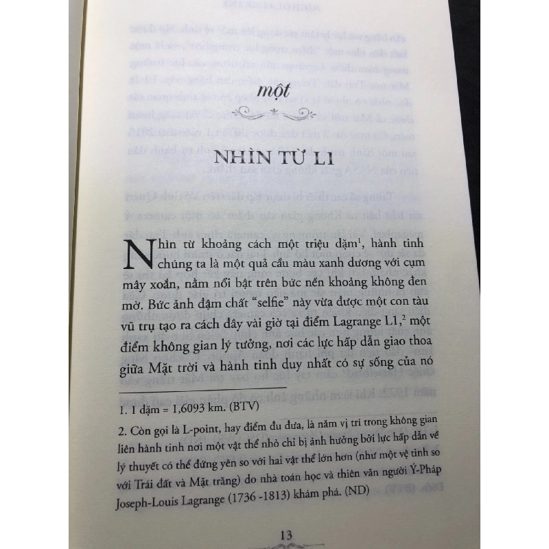 Bạn đang ở đây 2020 mới 85% bẩn bụi Nicholas Crane HPB2306 SÁCH KHOA HỌC ĐỜI SỐNG 916028