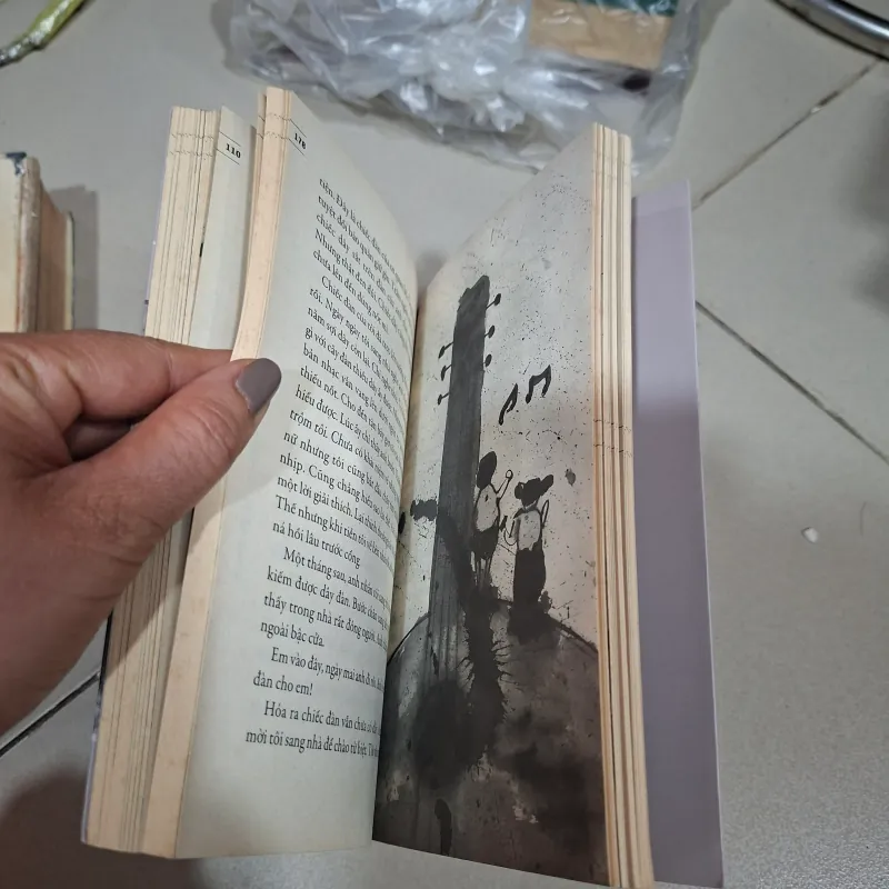 Mưa suốt tháng giêng 957759