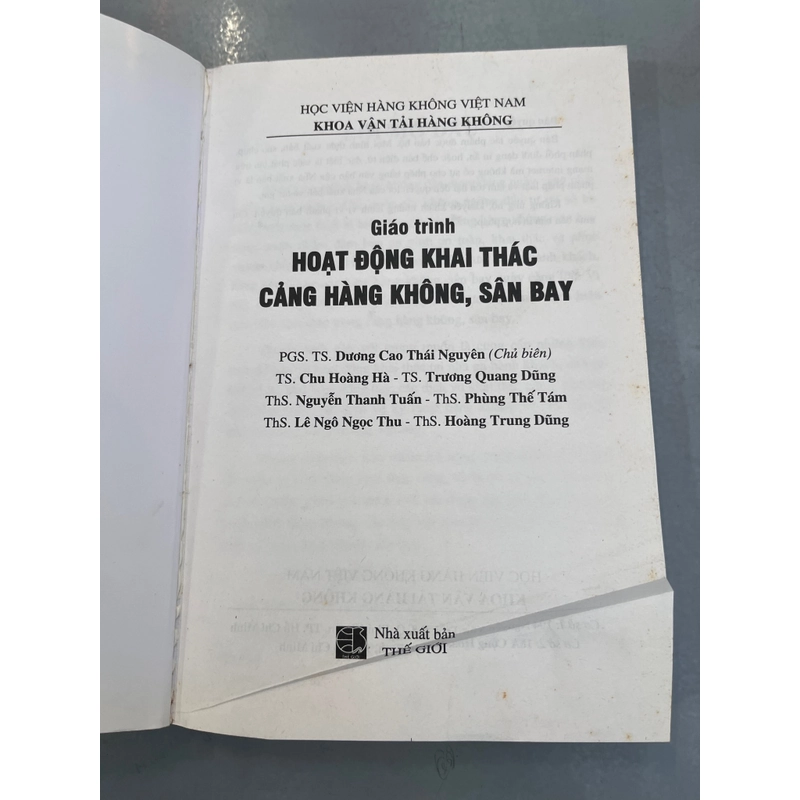 GIÁO TRÌNH HOẠT ĐỘNG KHAI THÁC CẢNG HÀNG KHÔNG, SÂN BAY 384969