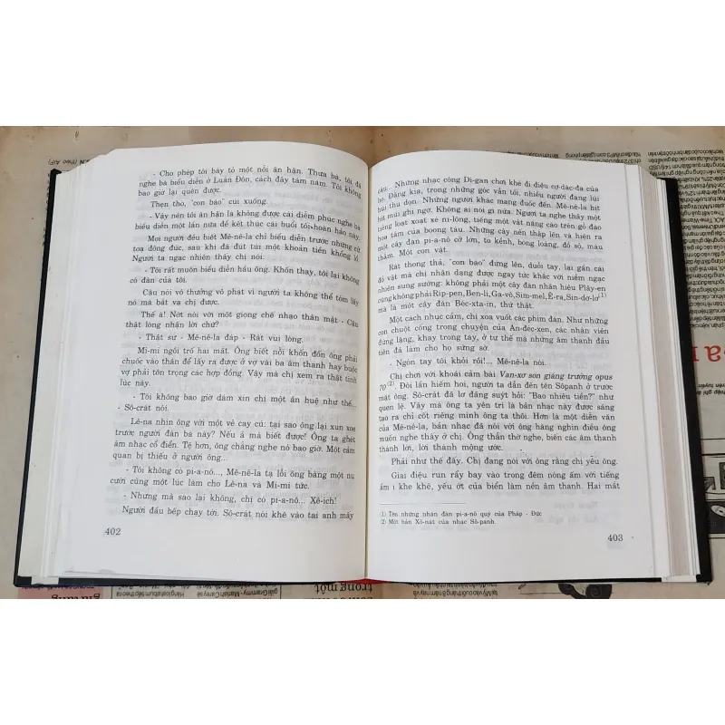 Tiểu thuyết ĐỜI TỶ PHÚ - tác giả Pierre Rey (bìa cứng, 826 trang) 704168