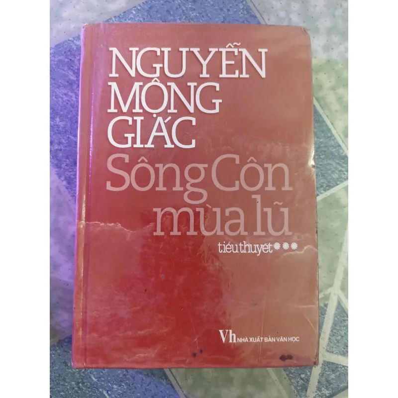 Sông Côn mùa lũ (3 tập )- Nguyễn Mộng Giác 588302