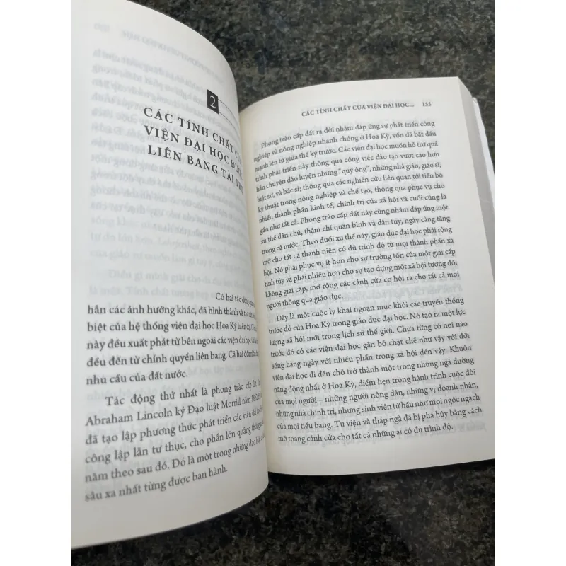 Các công dụng của đại học Clark Kerr 752524