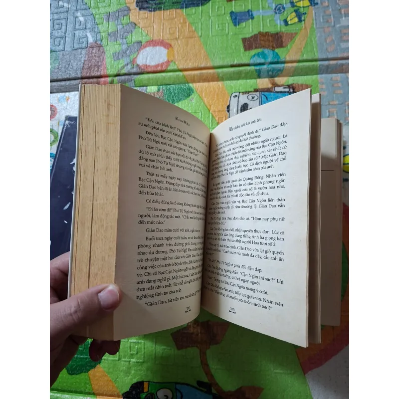 Hãy nhắm mắt khi anh đến (bộ 2 tập)  927641