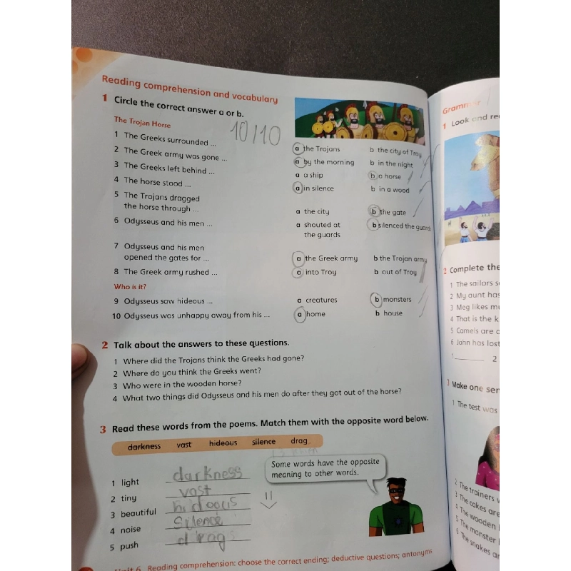 English World Workbook 5 (sách màu) mới 70% bẩn bìa, ố nhẹ, có chữ viết Mary Bowen - Liz Hocking HCM1604 HỌC NGOẠI NGỮ 918917