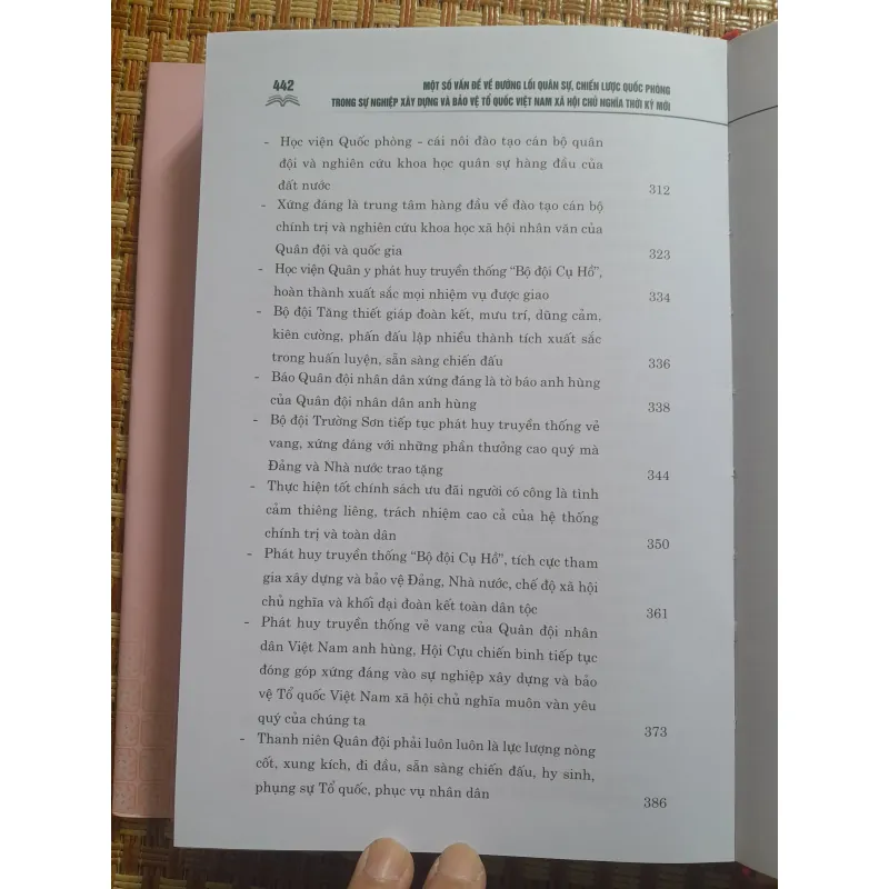 NGUYỄN PHÚ TRỌNG MỘT SỐ VẤN ĐỀ VỀ ĐƯỜNG LỐI QUÂN SỰ... 752481