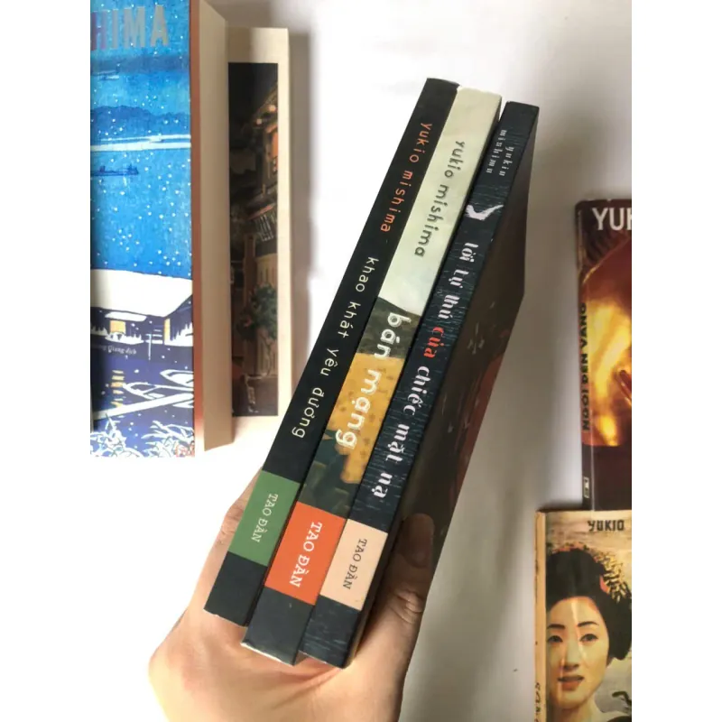 Yukio Mishima: Ngựa bon, Tuyết xuân, Chết giữa mùa hè, Ngôi đền vàng, bán mạng, Sóng tình 746531