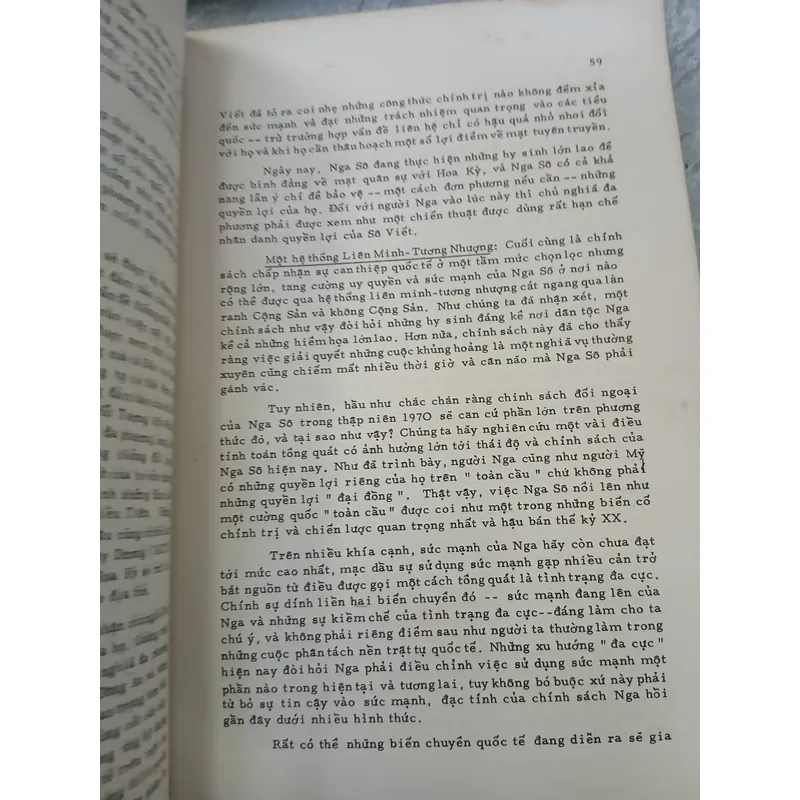 Á CHÂU VÀ CÁC ĐẠI CƯỜNG - PHẠM THIÊN HÙNG dịch 735450