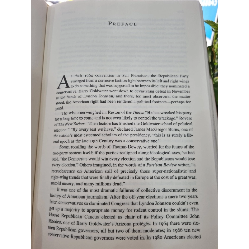 BEFORE THE STORM : BARRY GOLDWATER AND THE UNMAKING OF THE AMERICAN CONSENSUS - RICK PERLSTEIN 120874