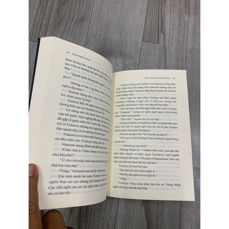 Cuộc diễu hành thầm lặng - Higashino Keigo. 1a3 525887