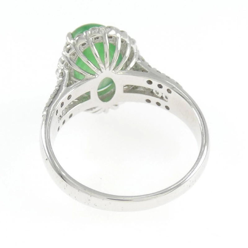 Nhẫn Ngọc Bích K18WG 3.730CT 668356