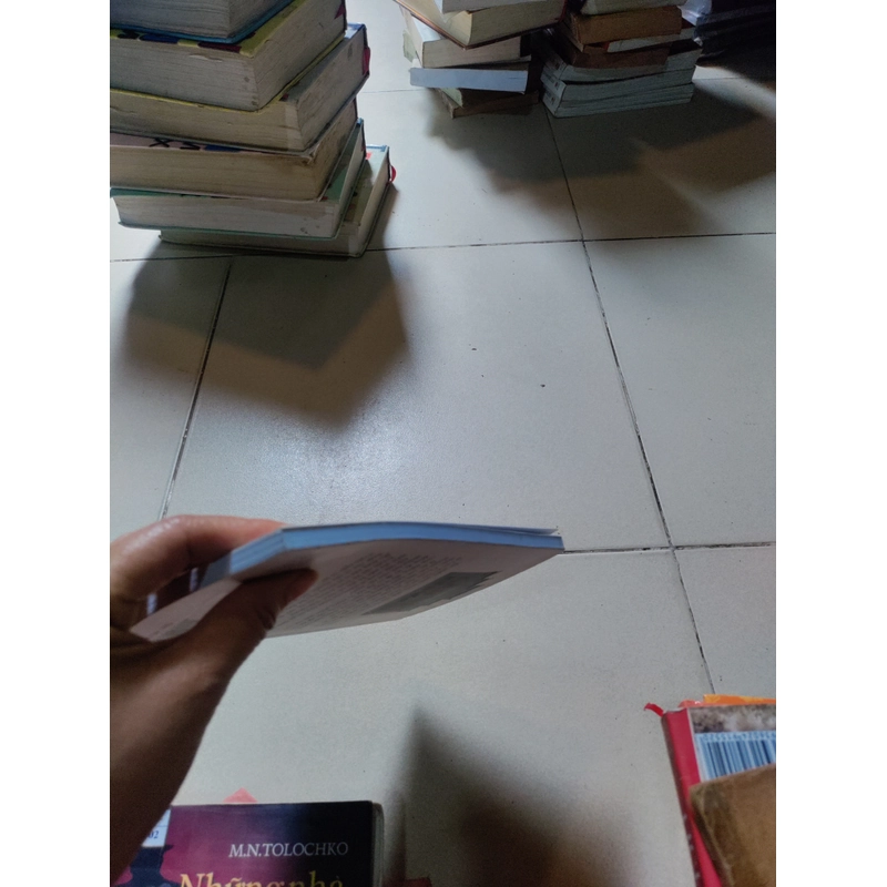 Lan Trì kiến văn lục  466585