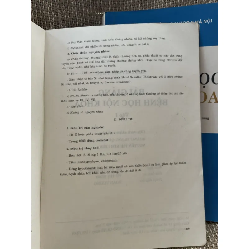 Bài giảng bệnh học ngoại khóa - sách y khổ lớn; 600 trang khổ lớn  1025056