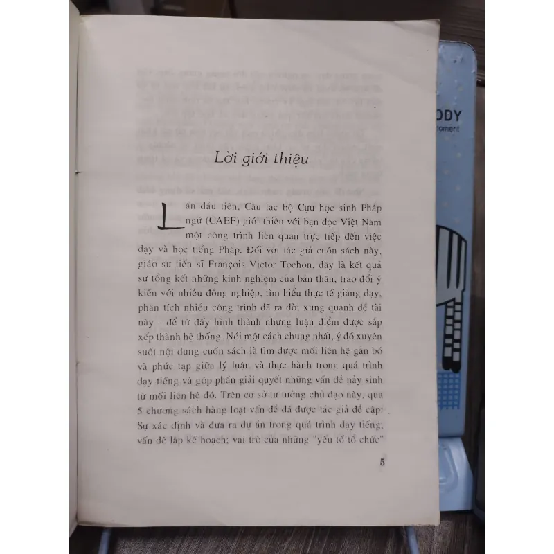 Sách: Lý luận dạy tiếng Pháp - TG: Francois Vitor Tochon (A2) 746126