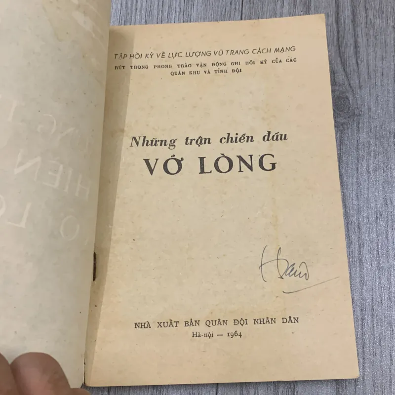 Những trận chiến đấu vỡ lòng 1964. 10a2 1025734
