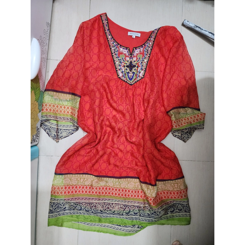 Đầm voan đỏ thêu cườm  541712