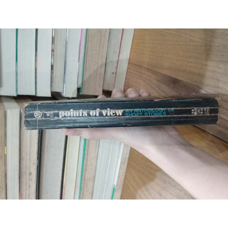 Points of View: an Anthology of Short Stories - Edited by James Moffett and Kenneth R. Mcelheny 736398