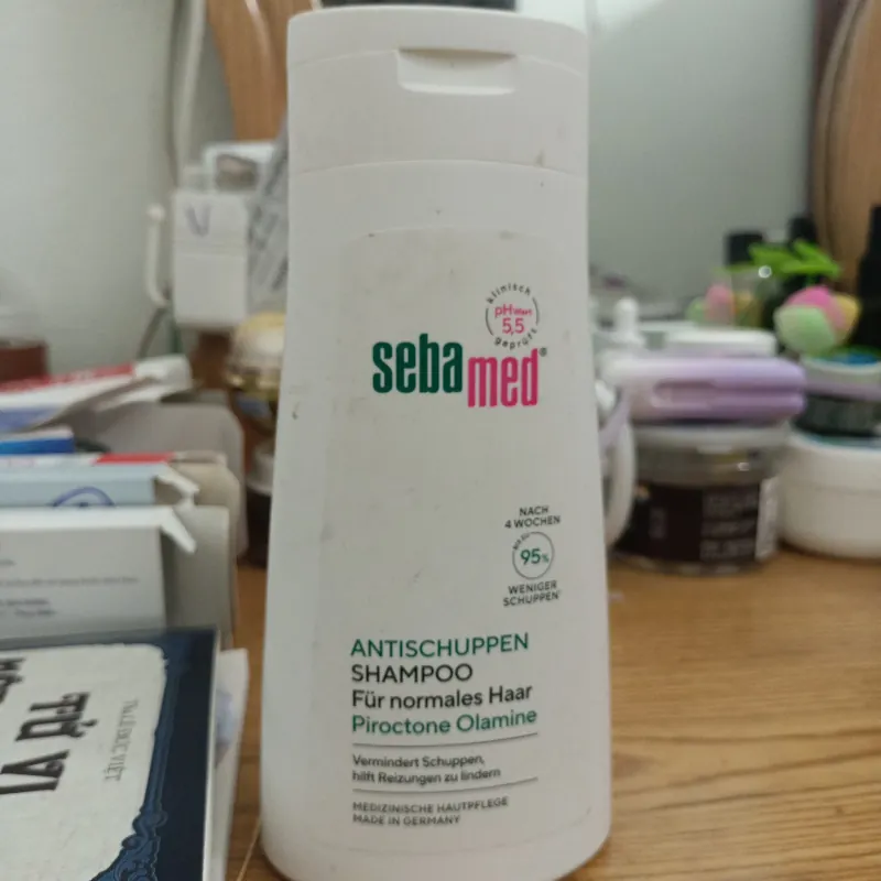 Dầu gội trị gàu-hàng Đức chính hãng. Dung tích 400ml 1029838