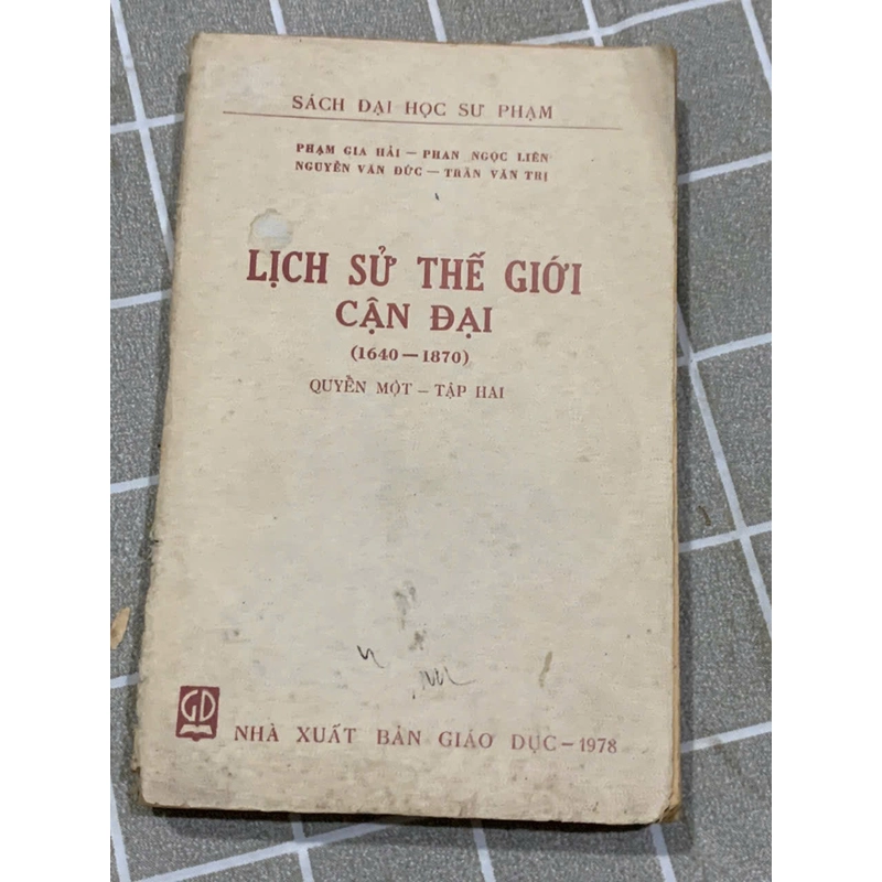 Lịch sử thế giới cận đại 1640-1870; xuất bản 1978 545719