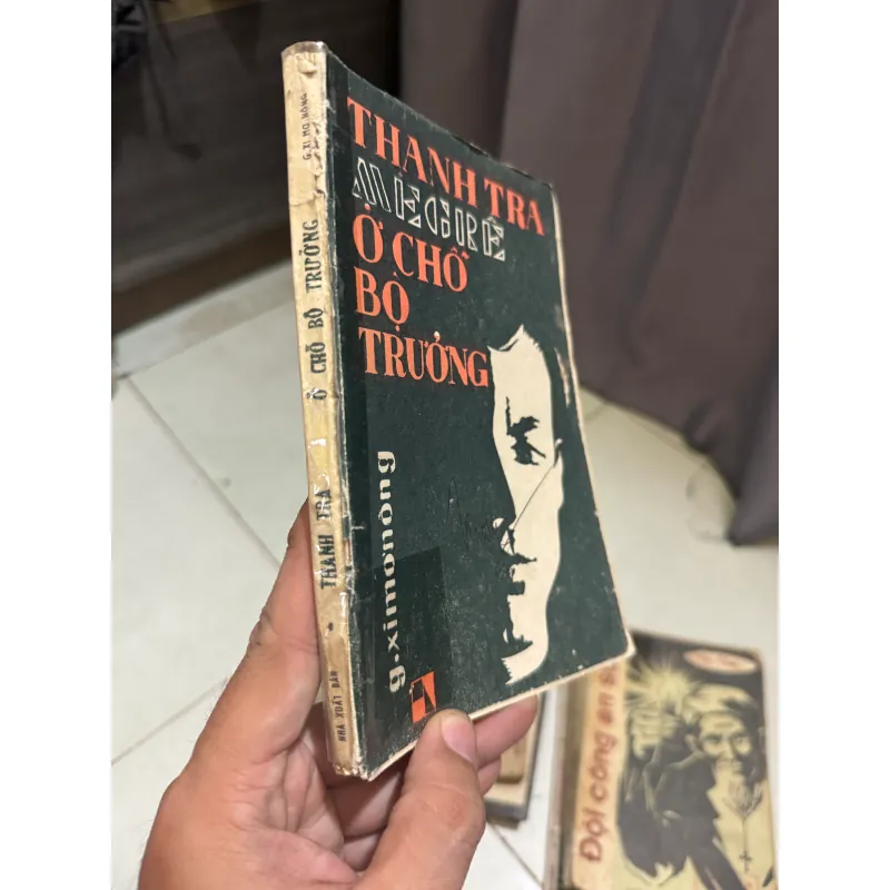 Sách bao cấp tình báo hay : Thanh tra mergue ở chỗ bộ trưởng  1010954