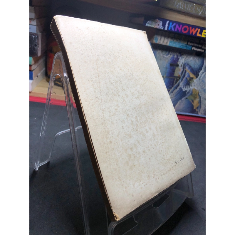 Những cánh tay bè bạn 1983 mới 50% ố vàng nặng Triệu Bôn HPB0906 SÁCH VĂN HỌC 500175
