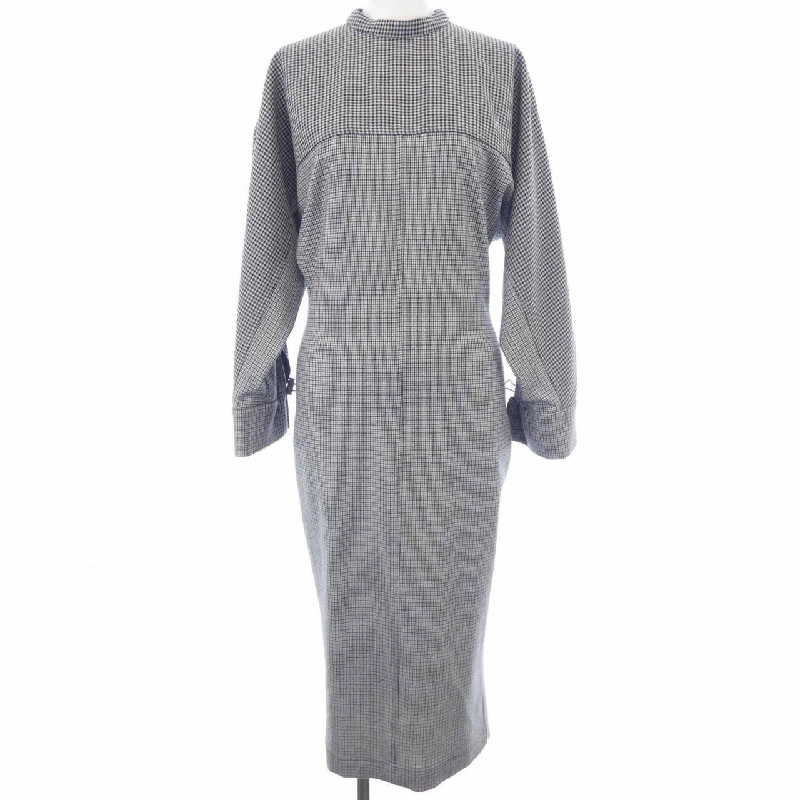 FENDI FDB877 AKSM Đầm - Hàng hiệu Chính hãng 816619