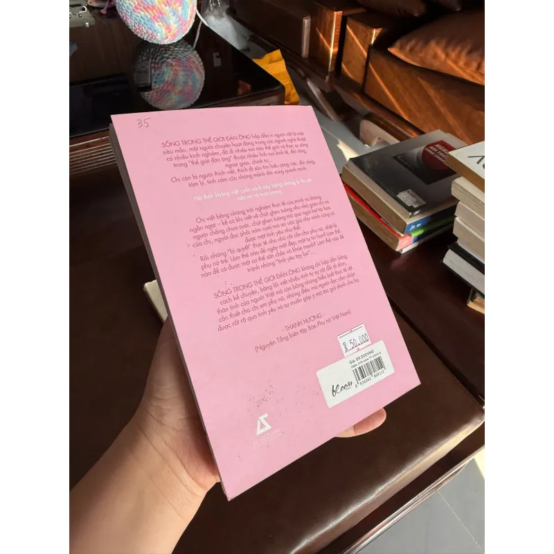 Sống Trong Thế Giới Đàn Ông – Vũ Nguyễn Hà Anh- K2 992898