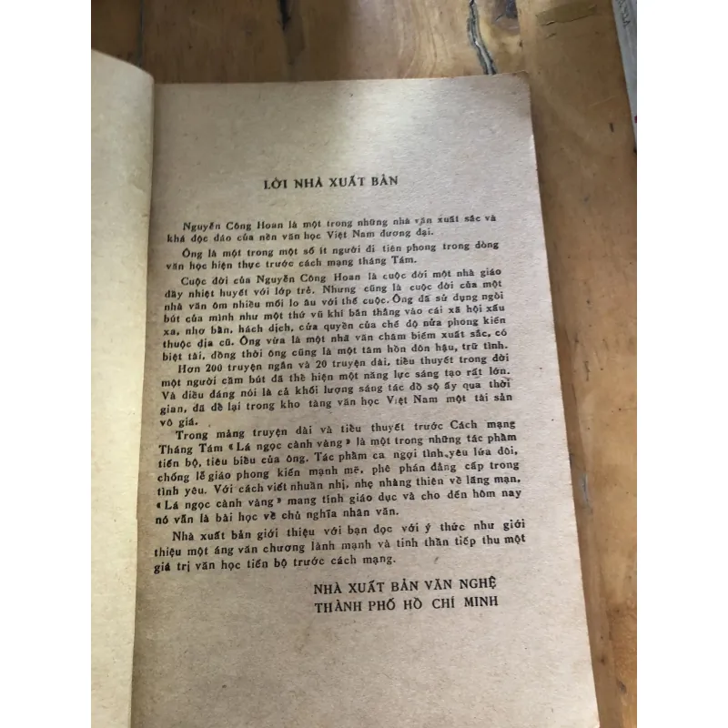 Lá ngọc cành vàng-Nguyễn Công Hoan 1000600