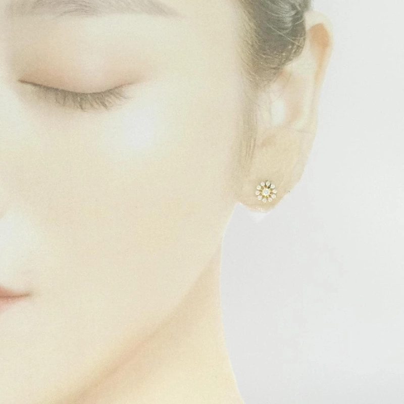 K18YG Bông tai kim cương 0.30CT - Hàng hiệu Chính hãng 870241