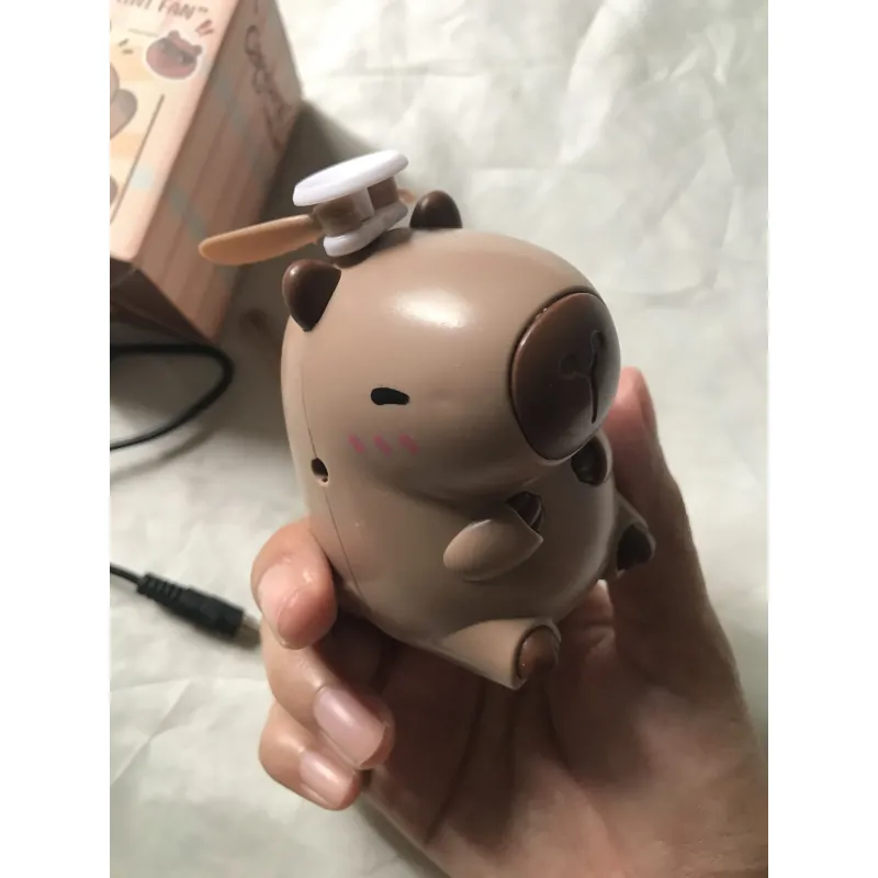 Quạt mini Capybara full hộp & Cắt móng tay Capybara 1037695