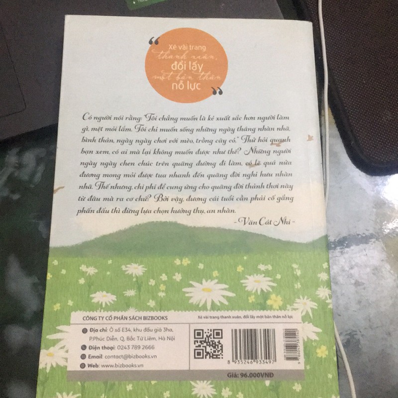 Sách Xé vài trang thanh xuân, đổi lấy một bản thân nỗ lực - đã qua sử dụng 177507