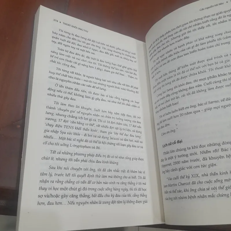 THOÁT KHỎI UNG THƯ, hướng dẫn chữa bệnh không độc và nhẹ nhàng 592725