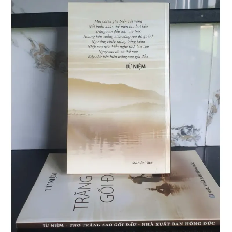 Sách Thơ Từ Niệm - Trăng Sao Gối Đầu mới 90% 688879