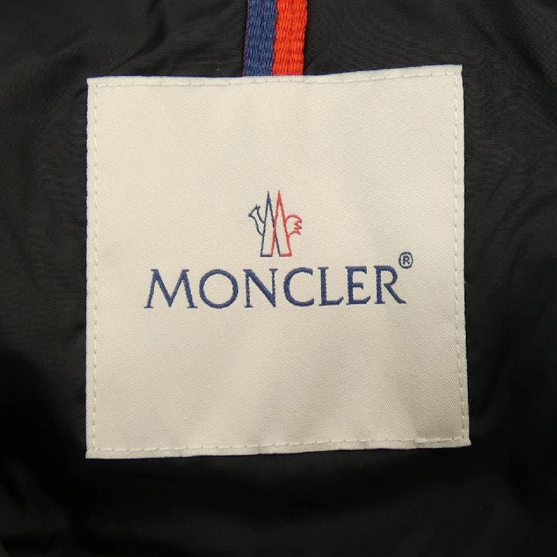 Áo khoác lông vũ MONCLER 639803