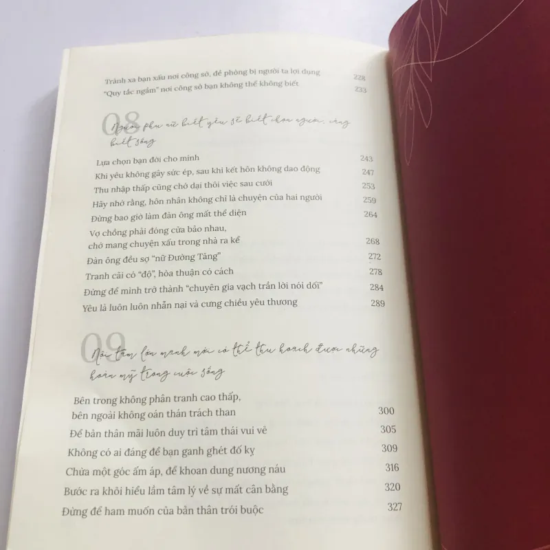 TRỞ THÀNH NGƯỜI PHỤ NỮ AI CŨNG MUỐN LẠI GẦN – Tô Mạn 751183