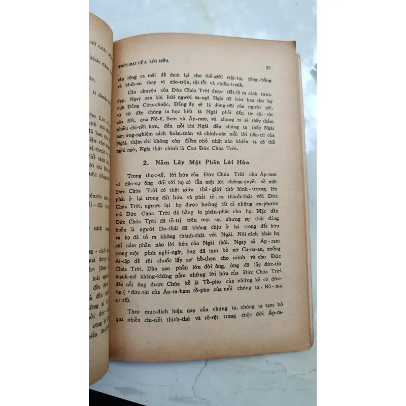 LỊCH SỬ LOÀI NGƯỜI DƯỚI MẮT THƯỢNG ĐẾ - PAUL R. ALDERMAN 746884