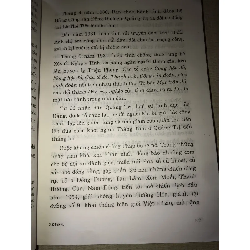 QUẢNG TRỊ NHỮNG NGÀY RỰC LỬA  970751