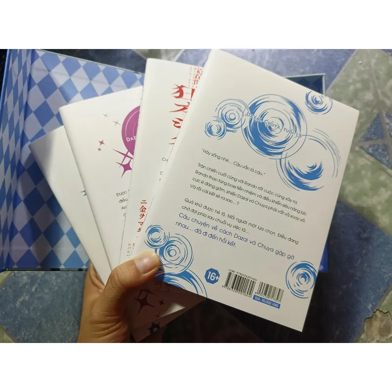 Văn hào lưu lạc ( hộp) 1003454