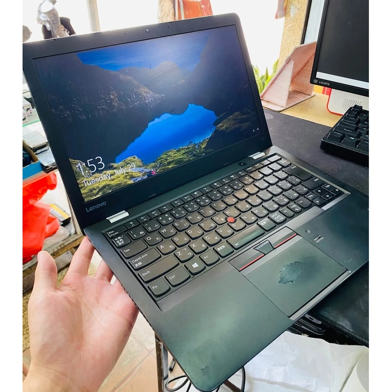 Thinkpad mỏng nhẹ - Cpu i5 7200U / Ram 8gb / ssd 256 - Máy full chức năng ko lỗi lầm gì 521795