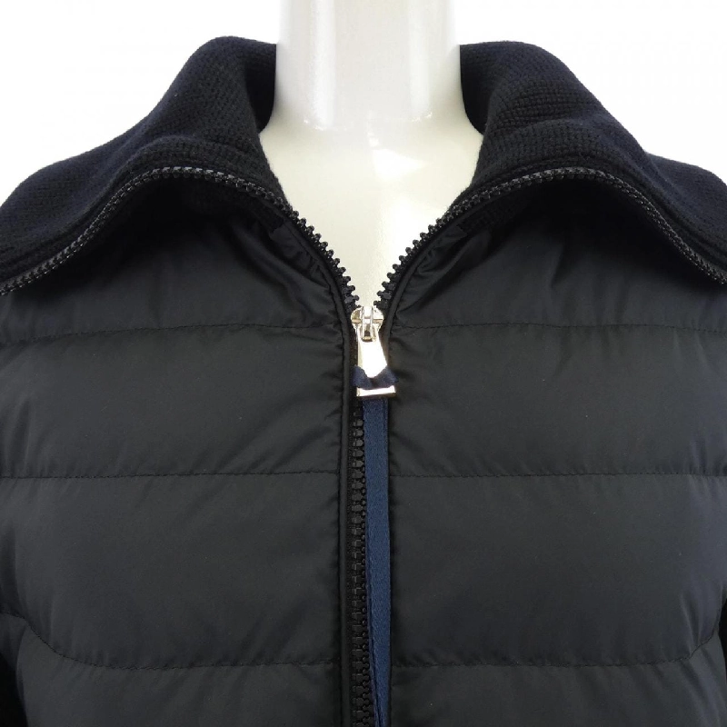 【Sản phẩm mới】Moncler MONCLER 20939B00035 Áo khoác lông 633007