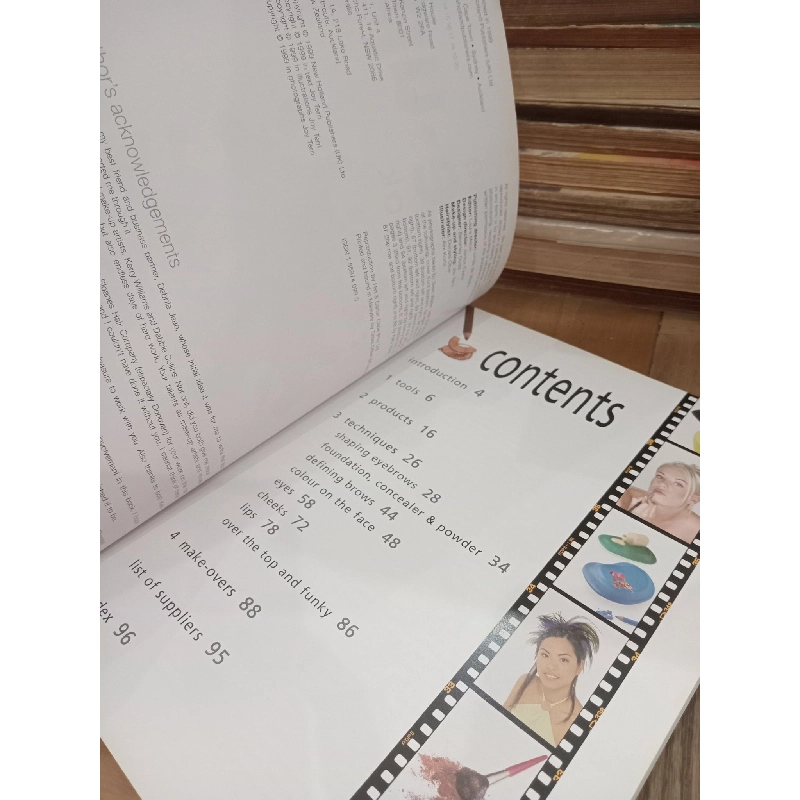 The make-up book - Joy Terri 1026886