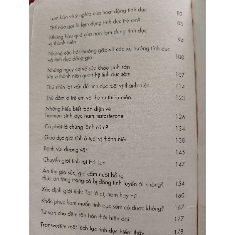 TUỔI MỚI LỚN VỚI VẤN ĐỀ TÌNH DỤC - NTG - 2006 - 186 trang SỨC KHỎE - THỂ THAO ANTQ0709 923852