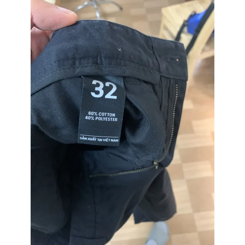 Quần mới hiệu Aristino regular fit size 32 sản xuất tại Việt Nam  971875