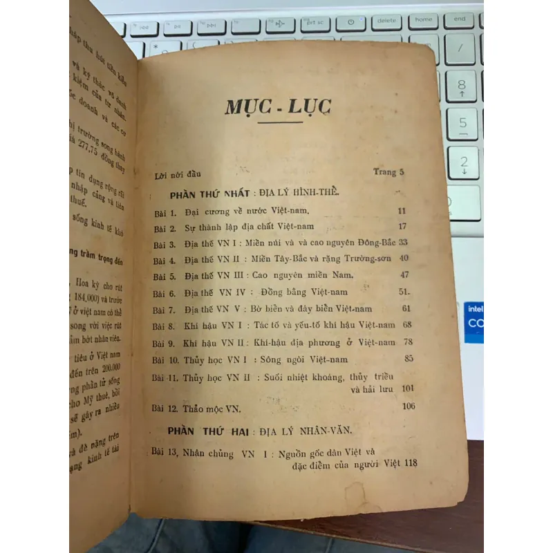 ĐỊA LÝ VIỆT NAM - NGUYỄN KHẮC NGỮ & PHẠM ĐÌNH TIẾU 753349