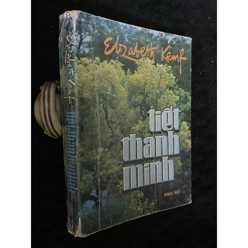 Tiết Thanh Minh-Elizabeth Kemf 1030350