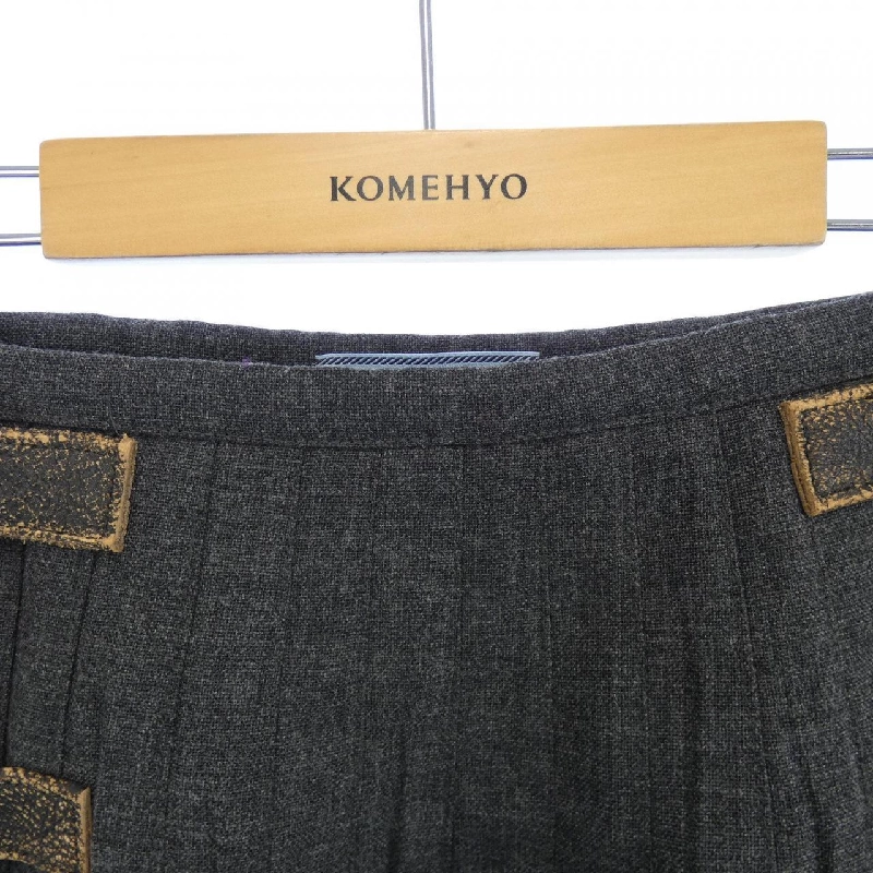 Váy xếp ly PRADA P147ZE SOOO 17N1 - Hàng hiệu Chính hãng 819636