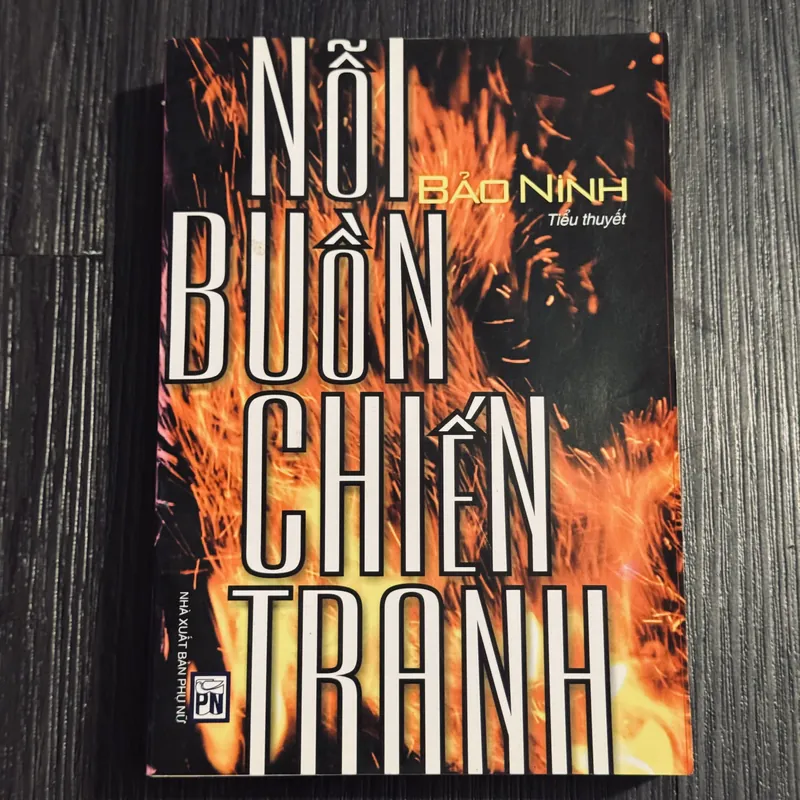 Nỗi buồn chiến tranh song ngữ Anh - Việt 577009