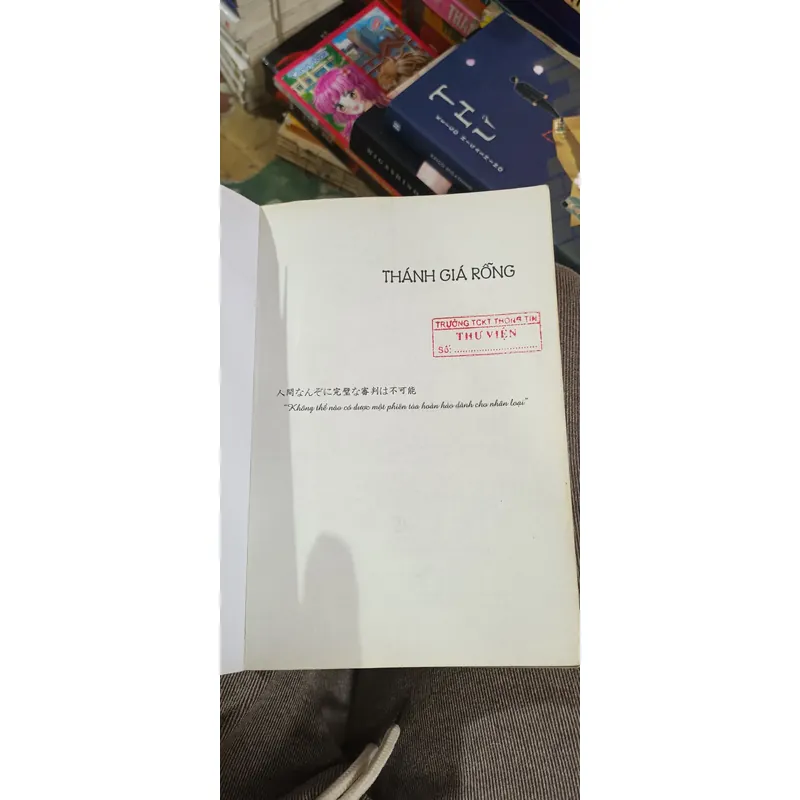 Thánh Giá Rỗng- Higashino Keigo 603366